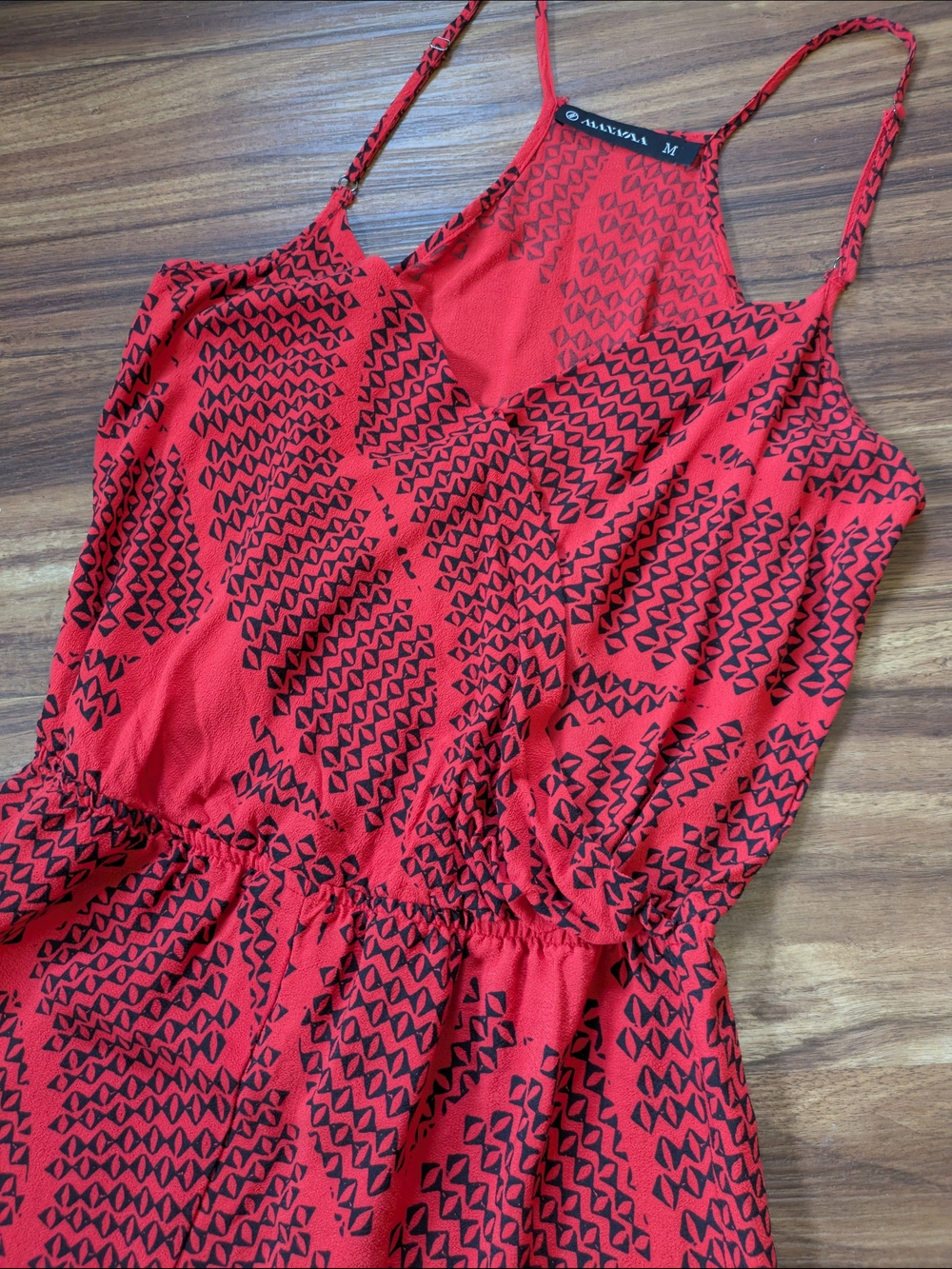 Manaola Romper - Picture 2 of 4
